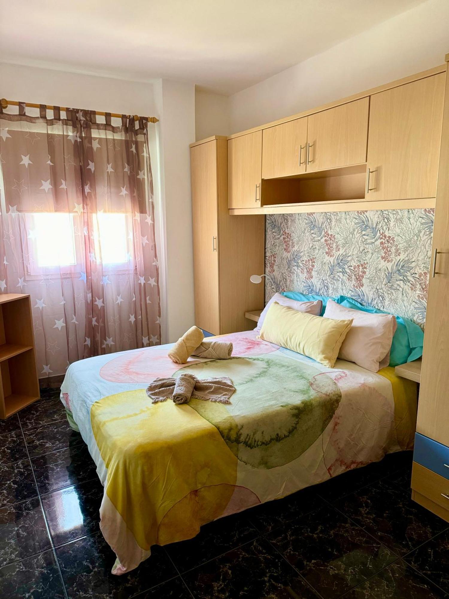 Гостевой дом Naomi'S House Фасния Экстерьер фото